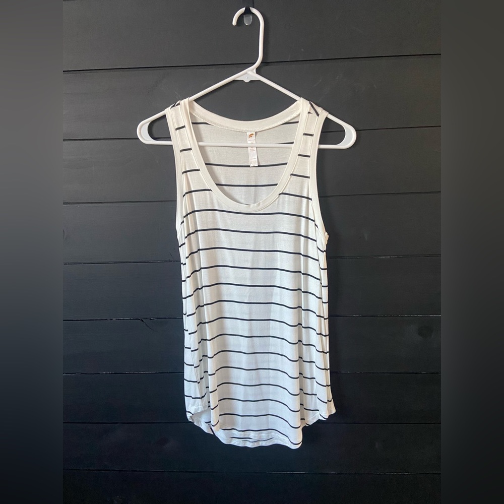 Womens like new striped tank